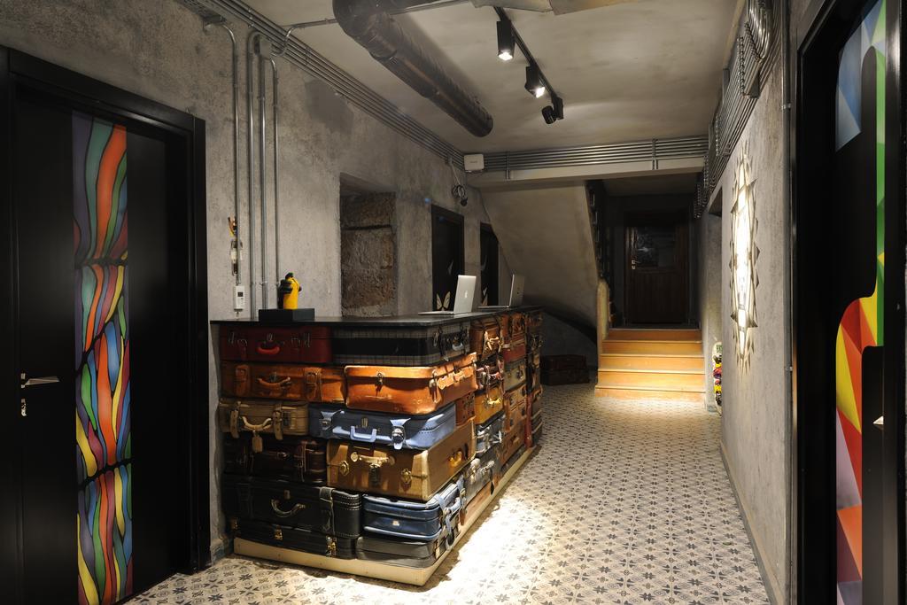 Role Street Hostel Анталья Экстерьер фото