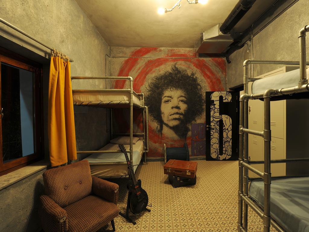 Role Street Hostel Анталья Номер фото